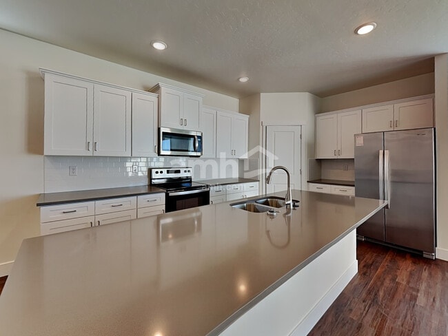 Photo - 9357 W Clancy St