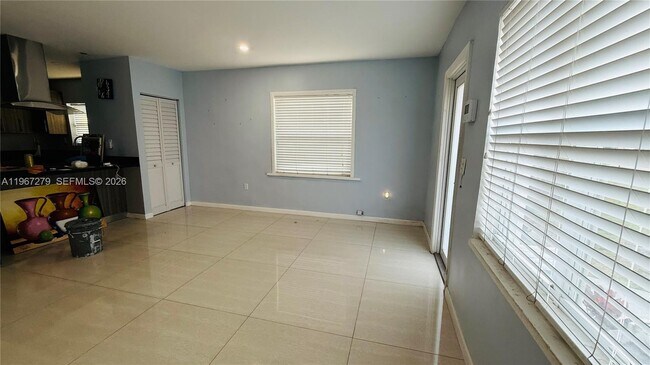 Photo - 2318 Washington St