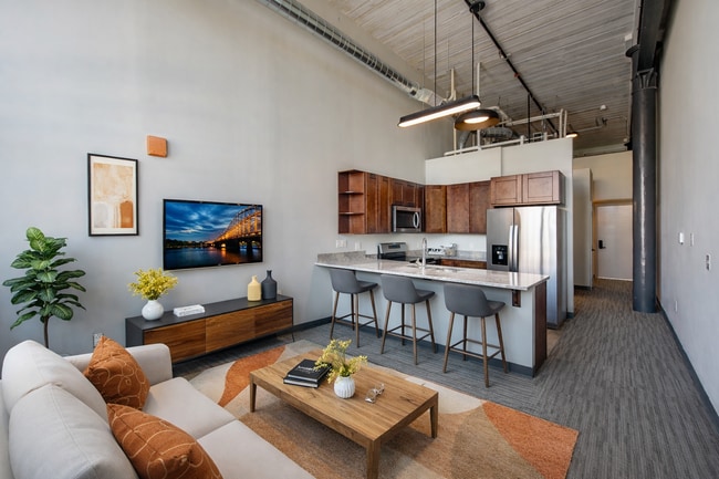 Pac10 Lofts
