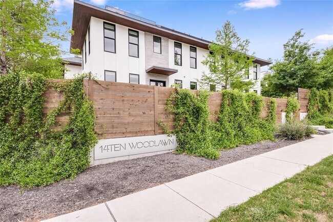Photo - 1410 Woodlawn Blvd