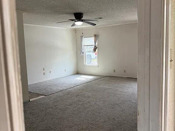 Photo - 8629 Crestview Dr