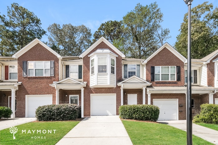 4880 W Park Cir