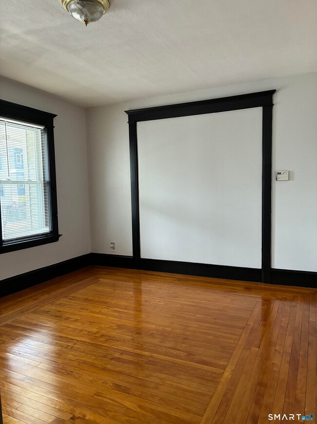 Photo - 39 Houston St Unit 1