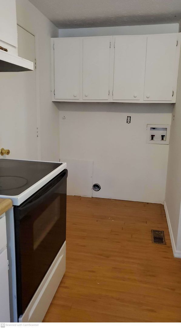 Photo - Cozy 3 Bed, 1 Bath, Convenient to I-70 and...