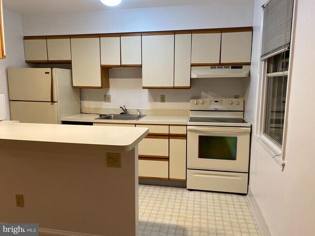 Photo - 42 Conshohocken State Rd Unidad 8-D