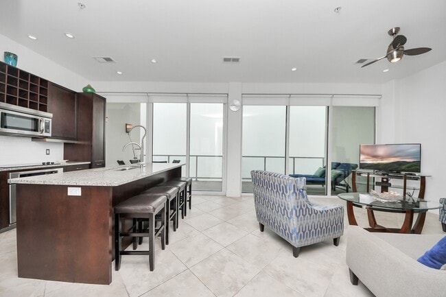 Photo - 10327 Termini-San Luis Pass Rd Unidad 617