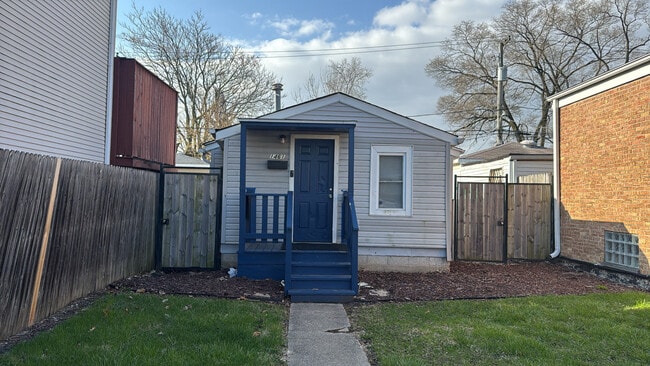 Building Photo - 1461 W 114th Pl Rental