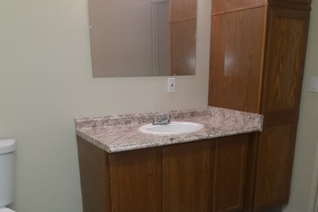 Photo - 435 Rick Ct #I