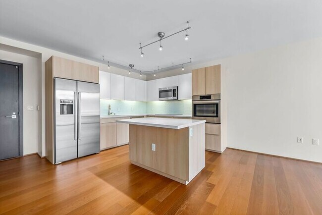 Photo - 888 Kapiolani Blvd Unidad #3101