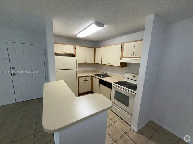 Building Photo - 7090 NW 179th St Unit 208 Rental