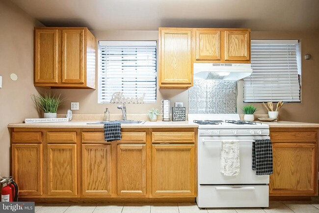 Photo - 1124 S 15th St Unidad 1124 S 15th St - 2nd Fl