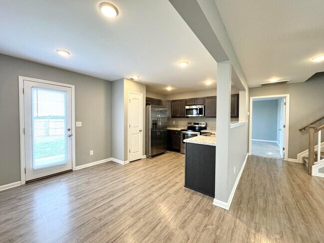 Photo - 204 Candy Apple Ln