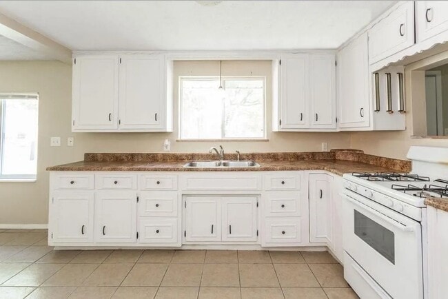 Photo - 103 Northshore Blvd