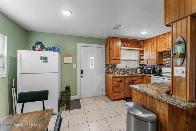 Photo - 714 Catalina Rd Unit 17
