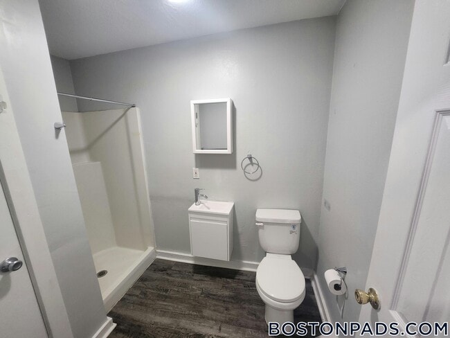 Photo - 76 Franklin St Unit 10