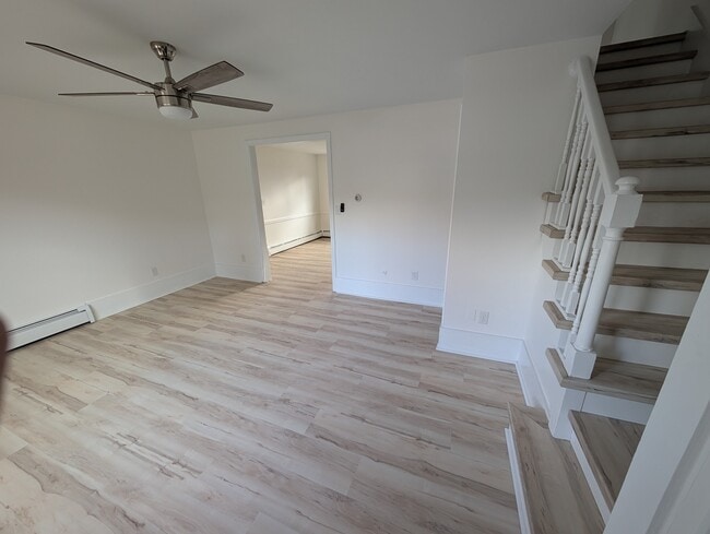 Photo - 246 Bonin St