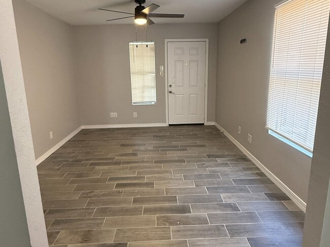 Photo - 3105 Medio Ct