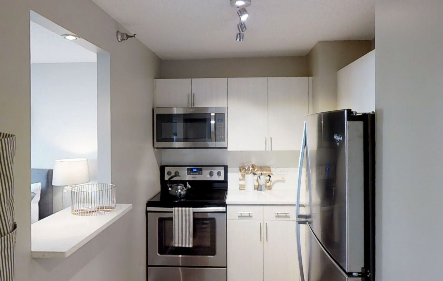 Photo - 1660 N La Salle Dr Apartment Unit 1712