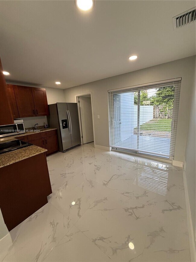 Photo - 2031 SW 63rd Ave