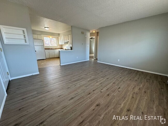 Building Photo - 2116 Friendship Pl Unit 2 Rental