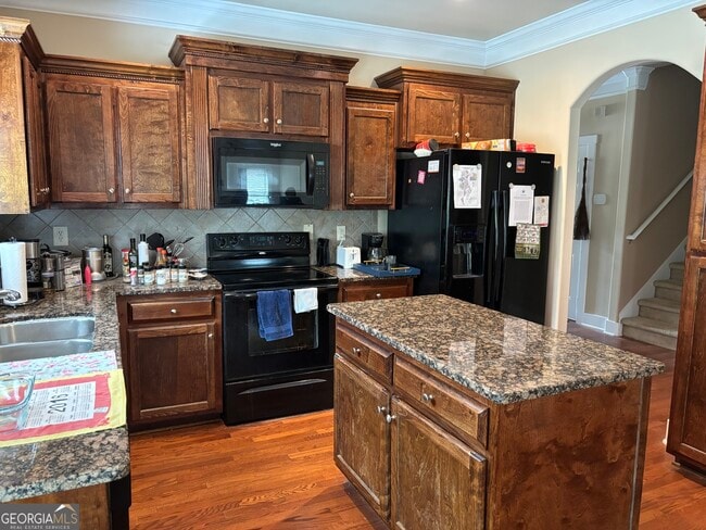 Photo - 137 Putters Dr