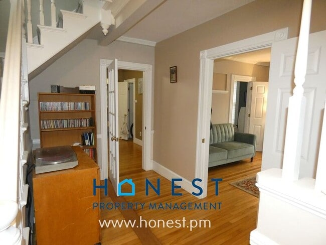 106 Sewall St