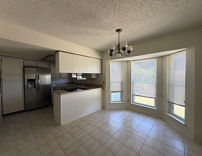 Photo - 2403 Phyllis Dr