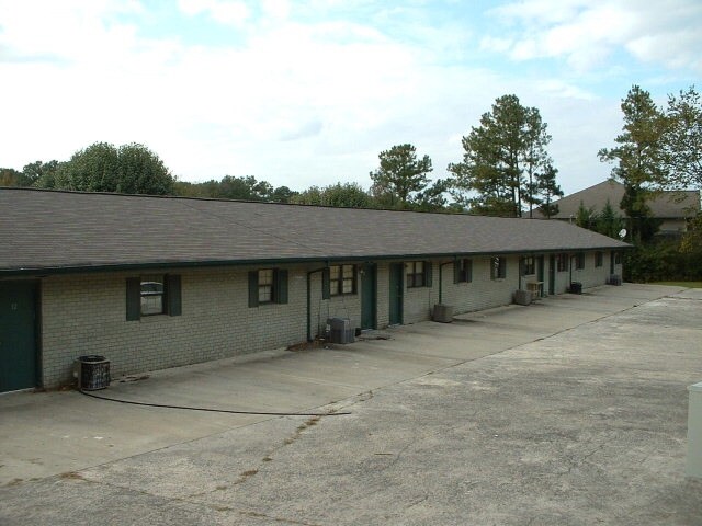 Photo - Stoney Point Apartments