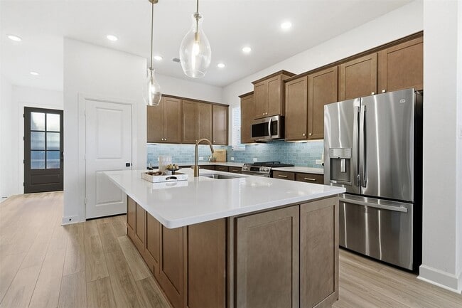 Photo - 5511 Orangery Ln