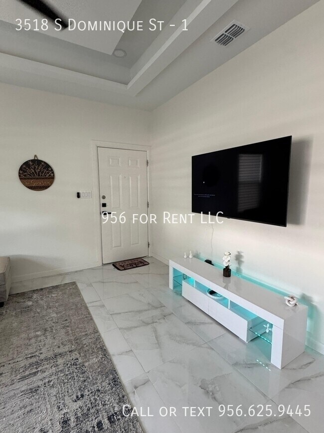 Photo - 3518 S Dominique St Unidad 1
