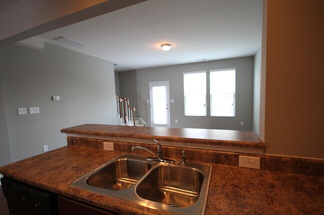 Photo - 2233 Sunny Cove Dr