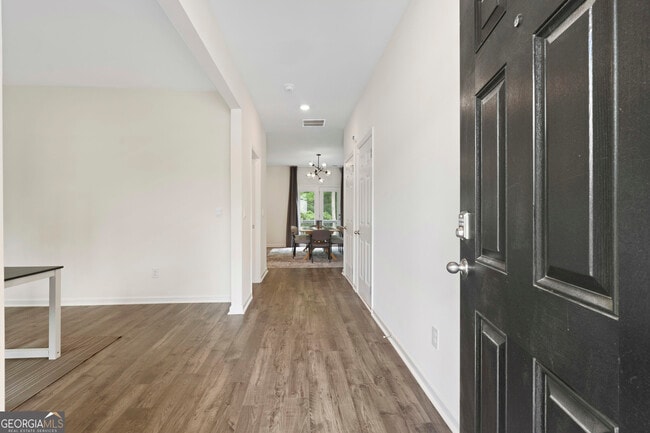 Photo - 3645 Beaconfield Ct SE