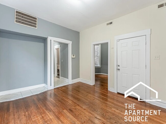 Photo - 1426 S Avers Ave Unit 2