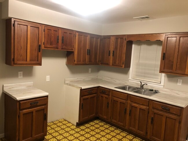 Photo - 304 NE 8th St Unit 304 NE 8th St.