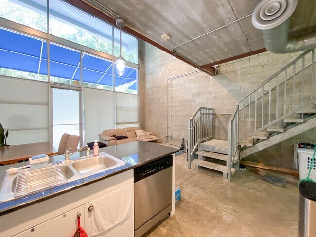 Photo - Lofts Oasis #105 - Pet Friendly!
