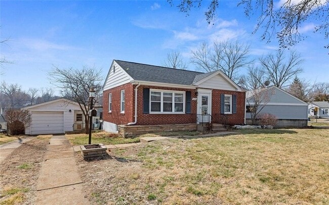 Photo - 10228 St Arsene Ln