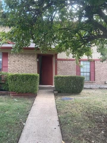 Photo - 852 Whitehall Dr
