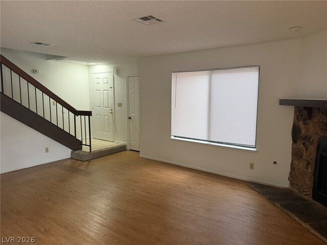 Photo - 2119 Pine Breeze Ln