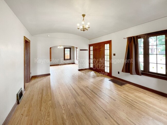 Photo - 1512 S Grant Ave