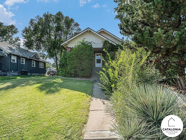 Welcome to 8th ave! Steps away from UNC. - 2025 8th Ave Unit Whole House