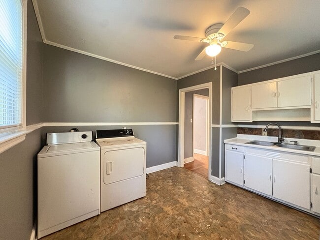 Photo - 2 Bedroom, 1 Bathroom House in Winston-Salem!