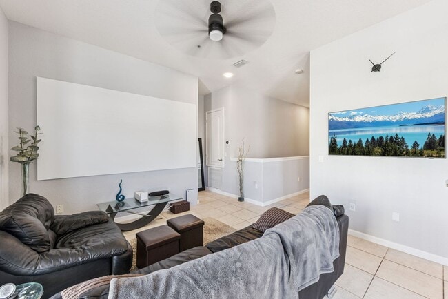 Photo - Updated 2/2 with attached 1 car garage right in Baldwin Park!