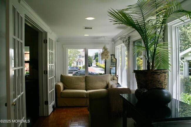 Photo - 312 Boston Blvd