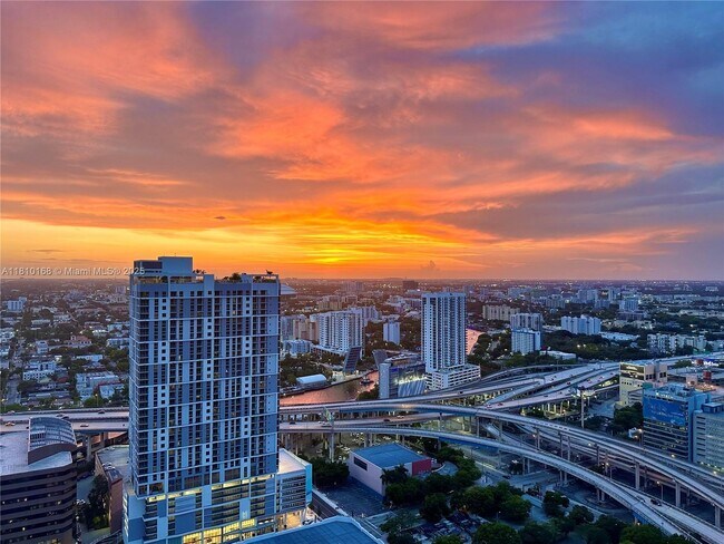 Photo - 90 SW 3rd St Condo Unit 4007