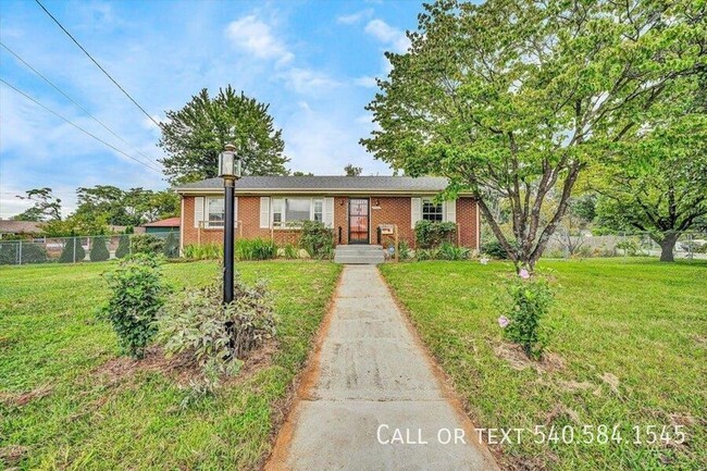 Photo - 5001 Hildebrand Rd NW