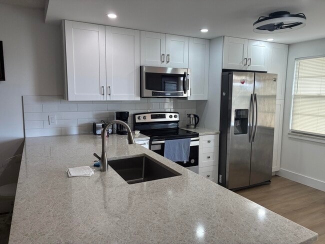 Photo - 3405 Bimini Ln Unidad D4