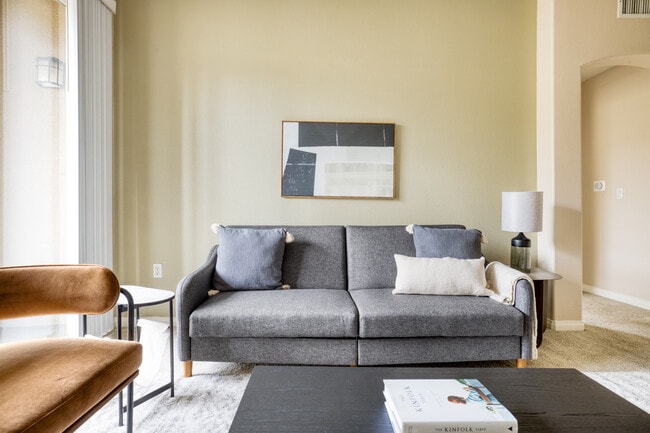 Photo - 8700 Pershing Dr Unidad FL2-ID1431