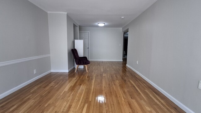 Building Photo - 330 Hudson St Unit 1 Rental