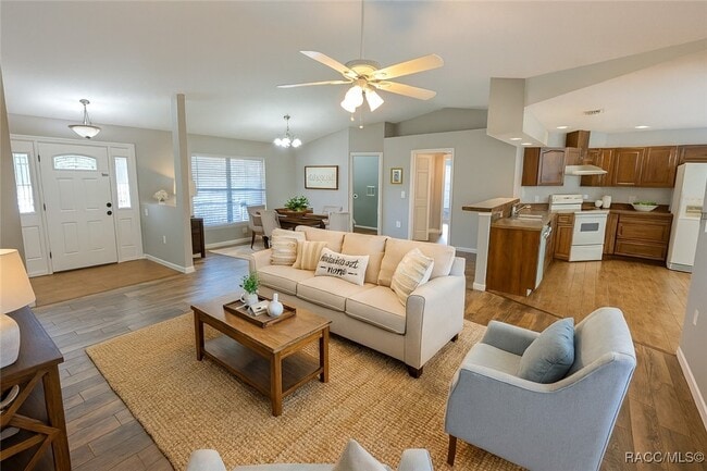 Photo - 1243 S Rock Crusher Rd