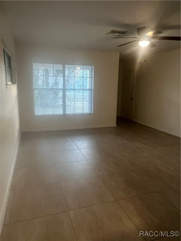 Photo - 921 E Turner Camp Rd